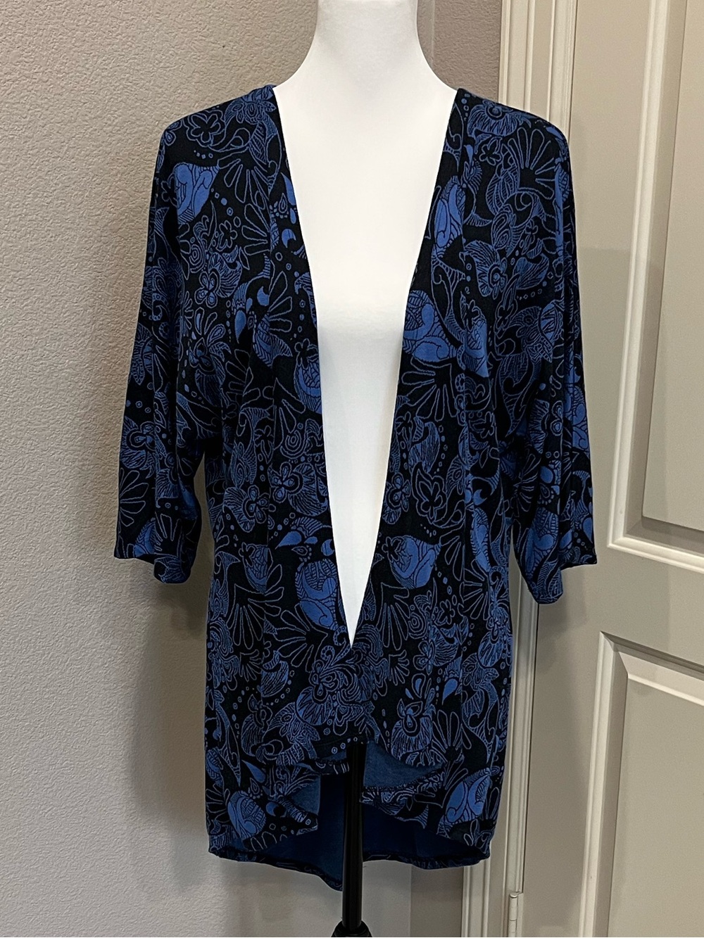 LuLaRoe Lindsay - Blue & Black Jacquard
